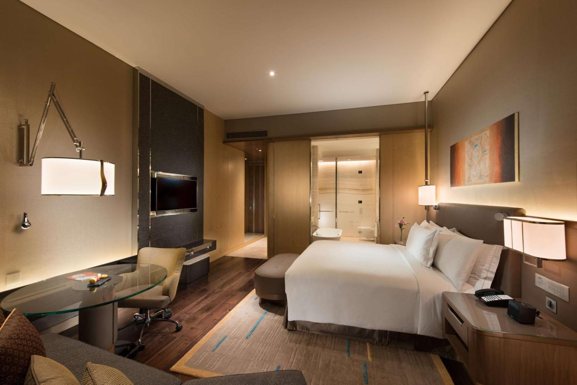 Conrad Pune Exterior photo
