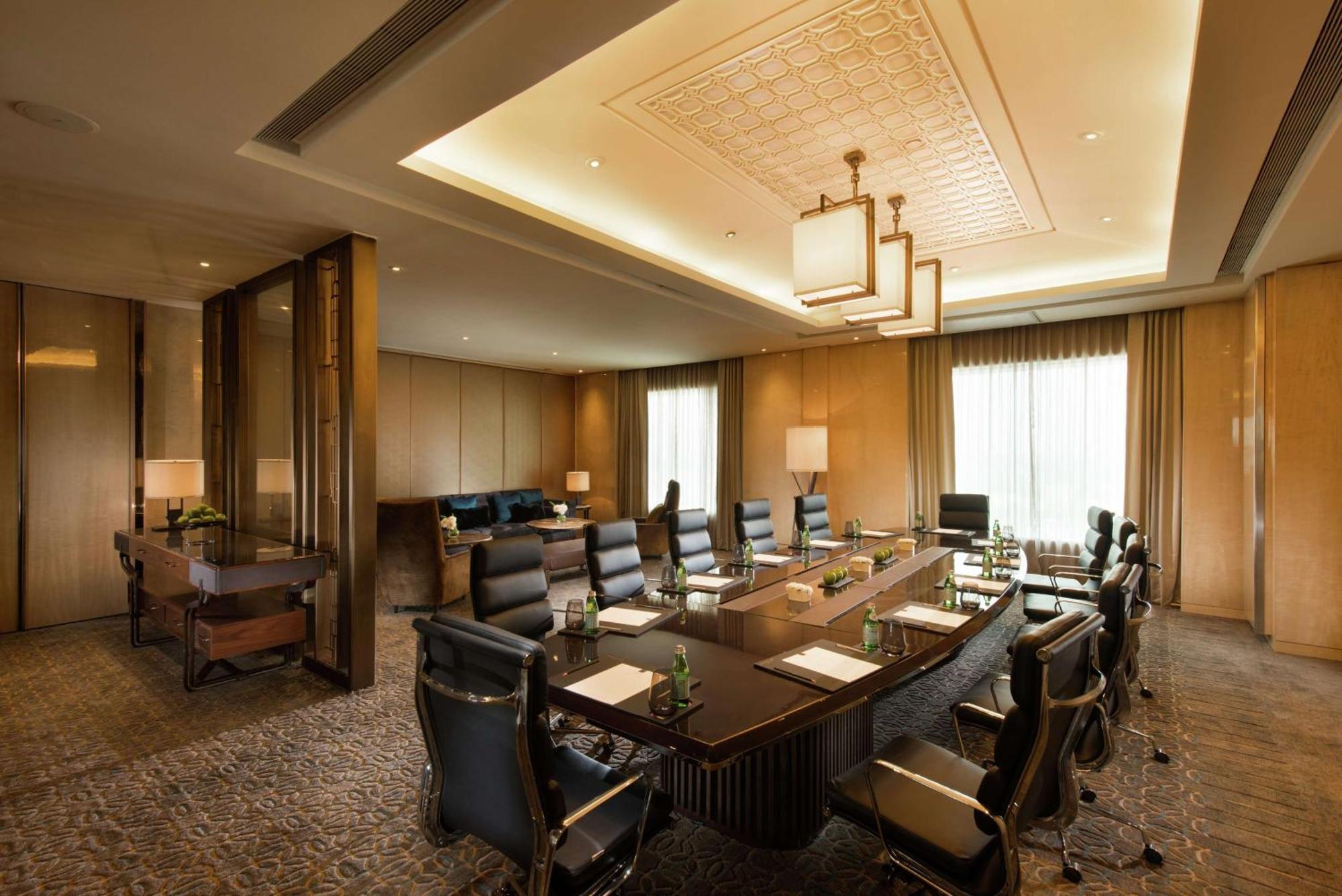 Conrad Pune Exterior photo